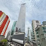 Apto Quadra Mar No Centro De Bc