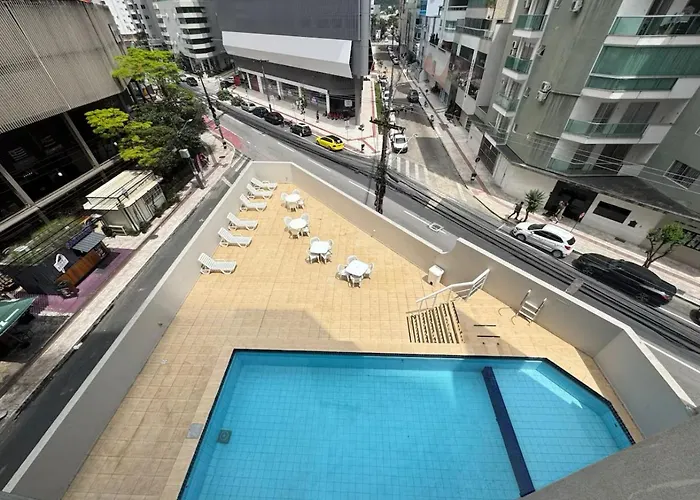 Apto Quadra Mar No Centro De Bc